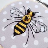 Buzzin' Bee 4" Hand Embroidery Kit