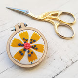 'Mustard Daisy' Badge - Hand Embroidered Wearable