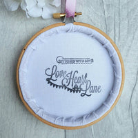 4" Mum - Custom Family Hoop Art